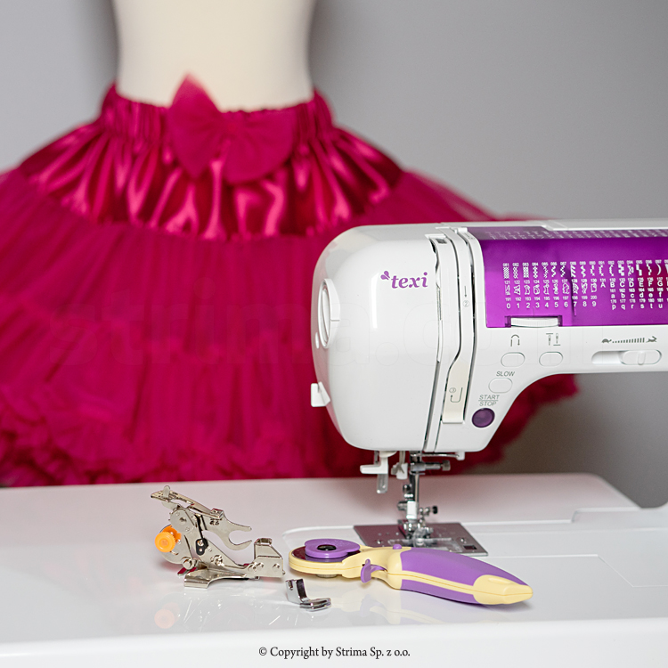 Computerized sewing machine, 200 stitch programs