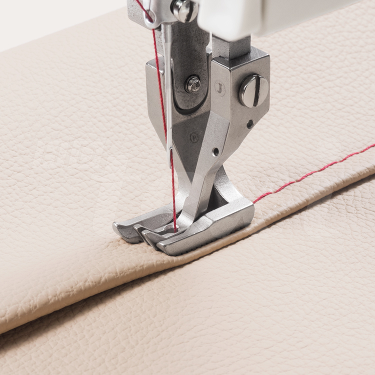 TEXI WALKER WF SERVO PREMIUM EX - Upholstery and leather lockstitch machine with built-in Servo motor and control box (Mechatronic), bottom feed and walking foot, large hook - complete machine - 2 Upholstery and leather lockstitch machine with built-in Servo motor and control box (Mechatronic), bottom feed and walking foot, large hook - complete machine