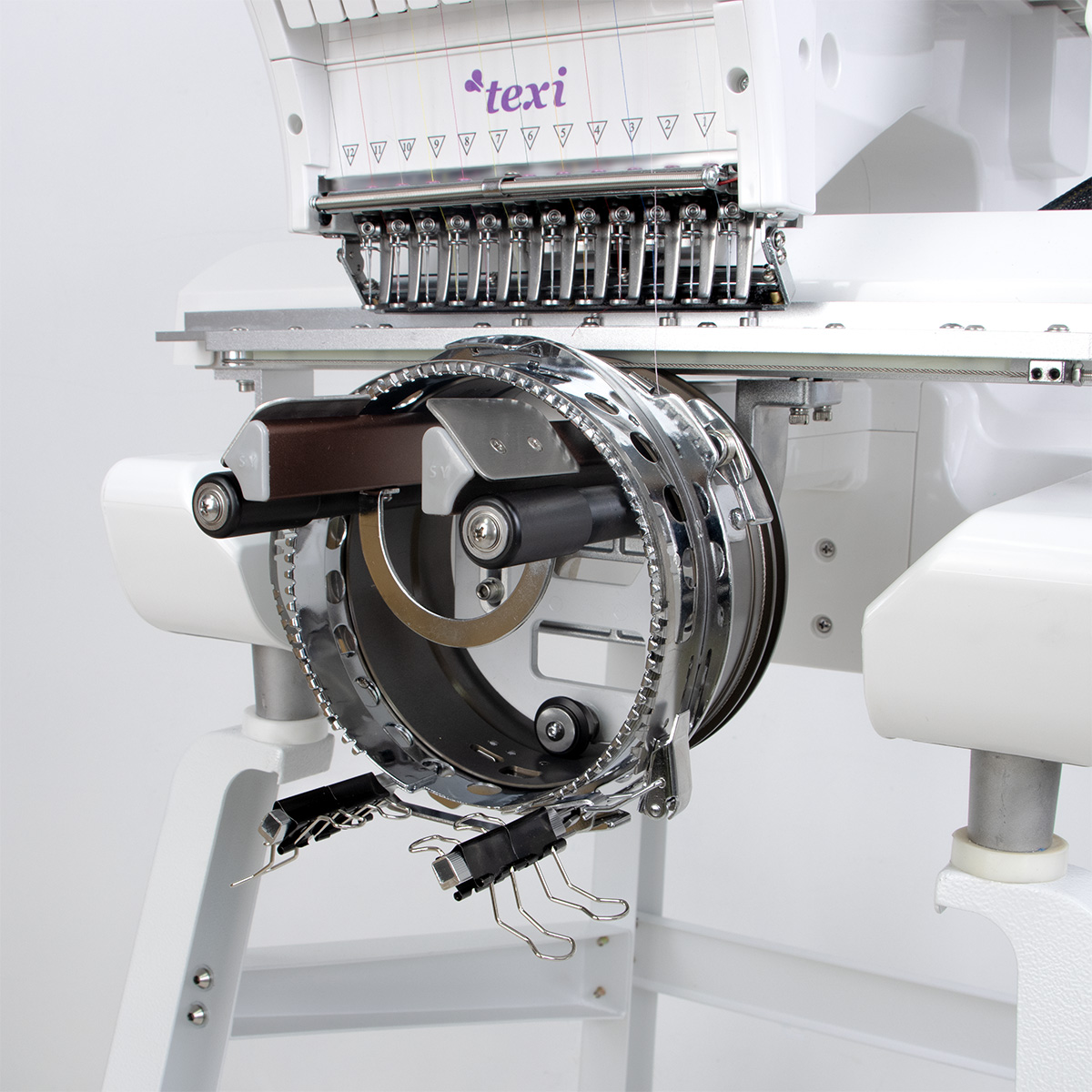 TEXI IRIS 12 SET - 1-head, 12-needle embroidery machine + base + cap station + thread set GRATIS - 5 1-head, 12-needle embroidery machine + base + cap station + thread set GRATIS